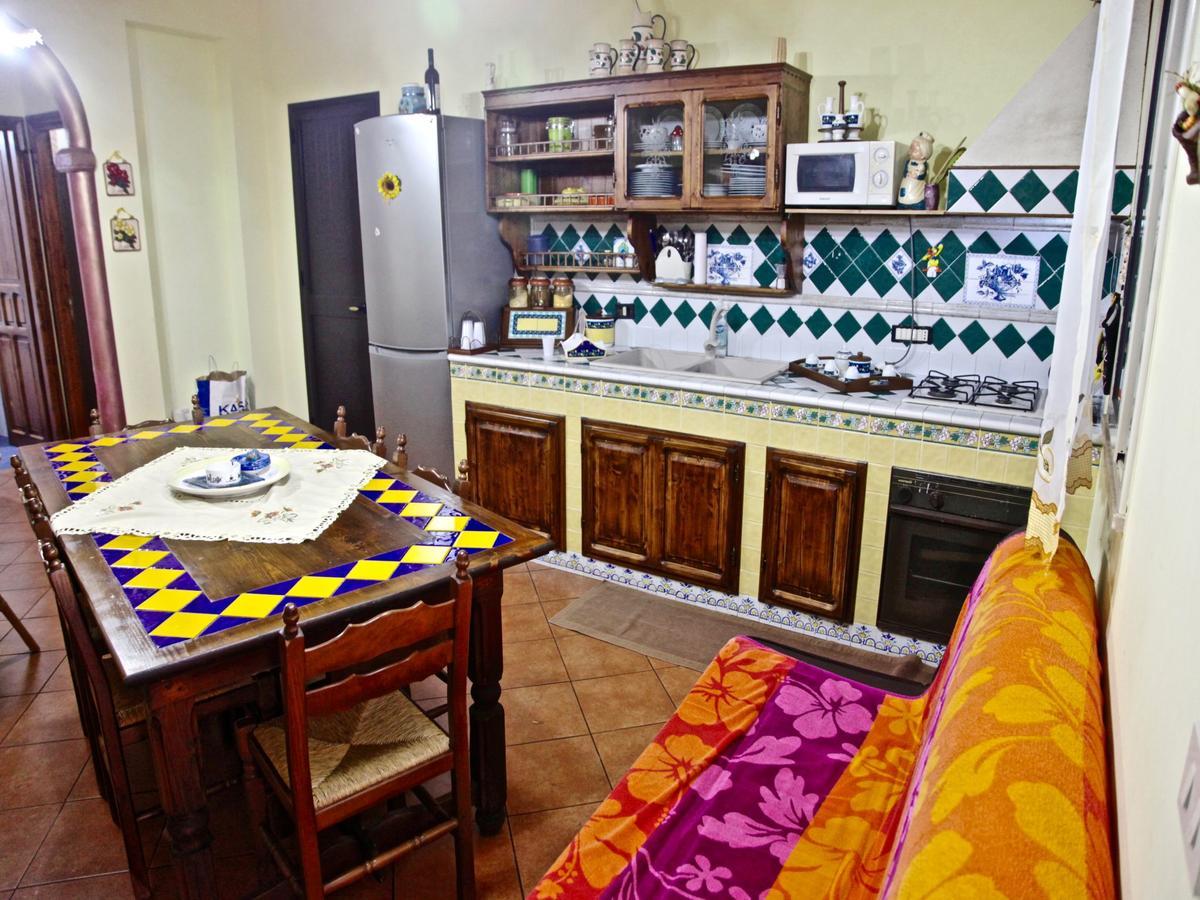 Villa Torre Roccella Campofelice di Roccella Kültér fotó